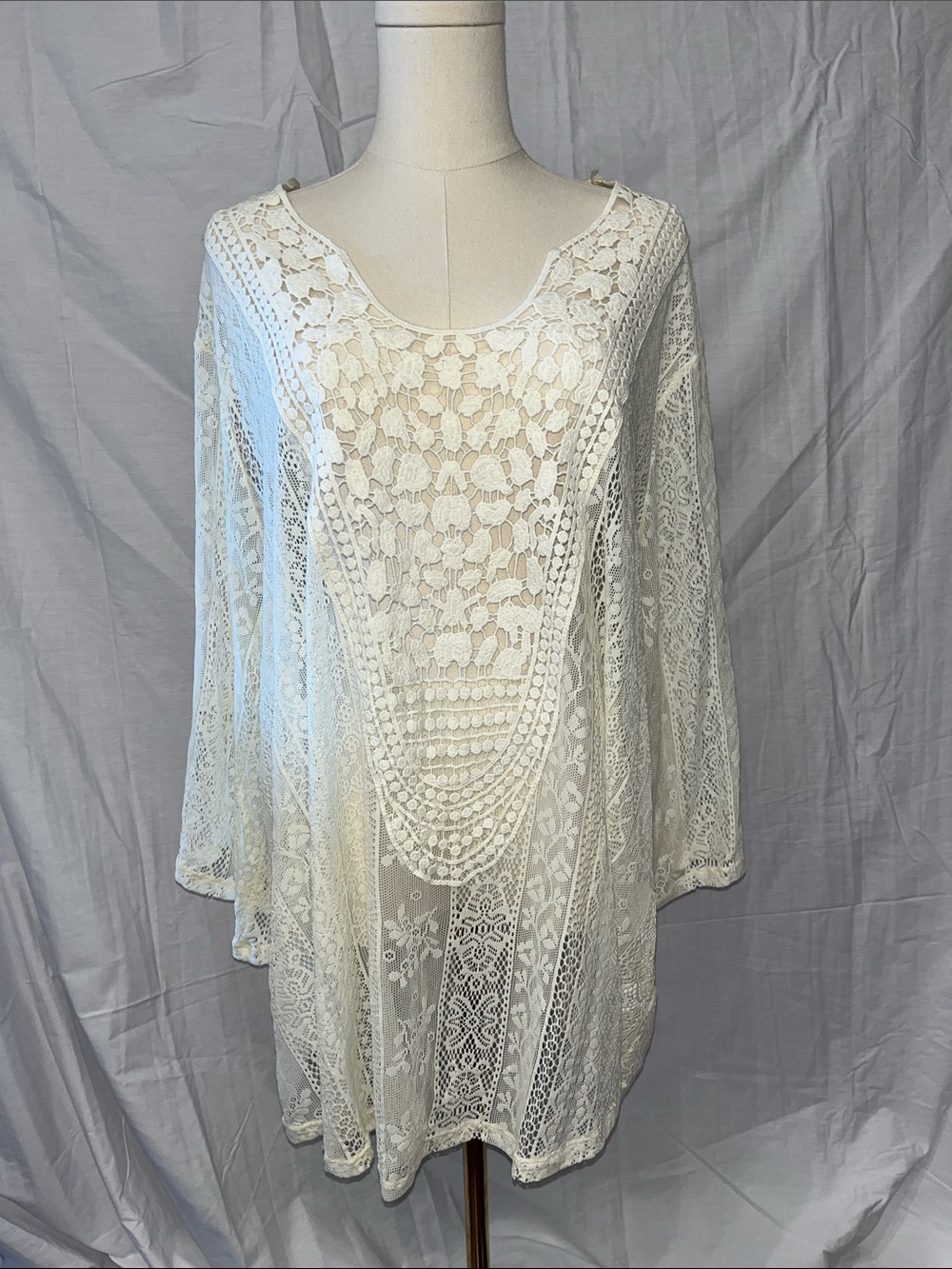 Eyeshadow White Lace Cover-Up Tunic